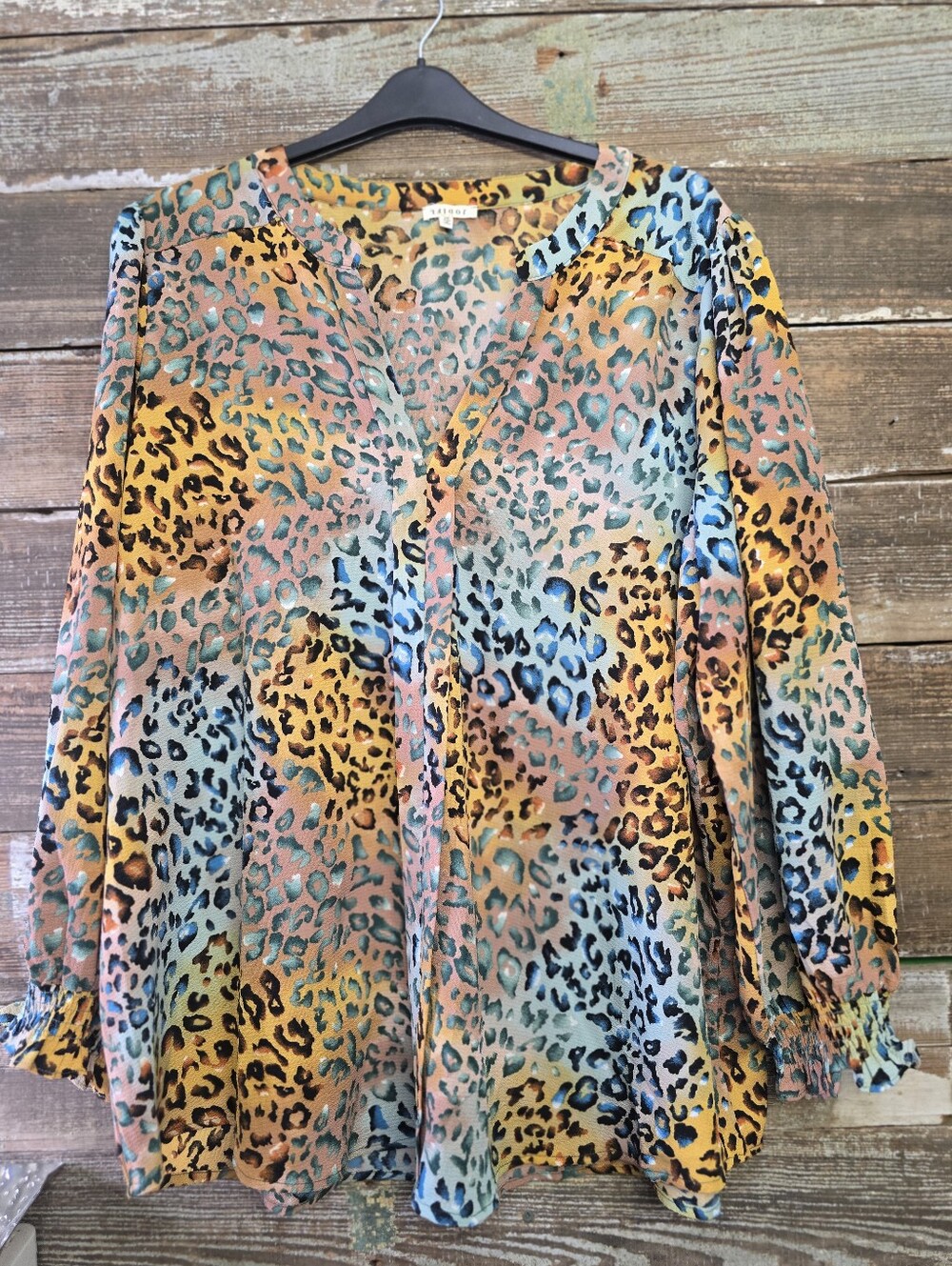 Jodifl 3X Multicolor Leopard Print Tunic Blouse Smocked Cuffs